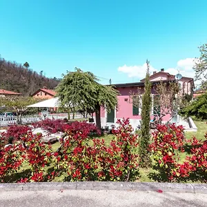 la-casetta-val-di-vara.hotelitalianriviera.com/